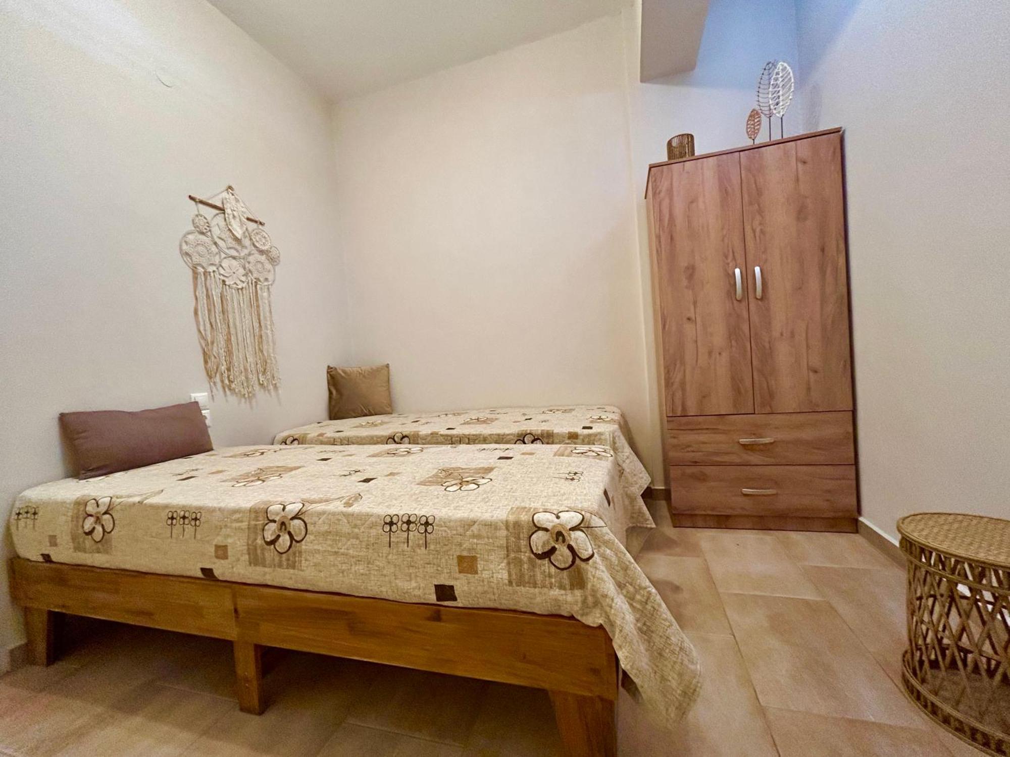 Sk Studios & Apartments Neo Klima Luaran gambar