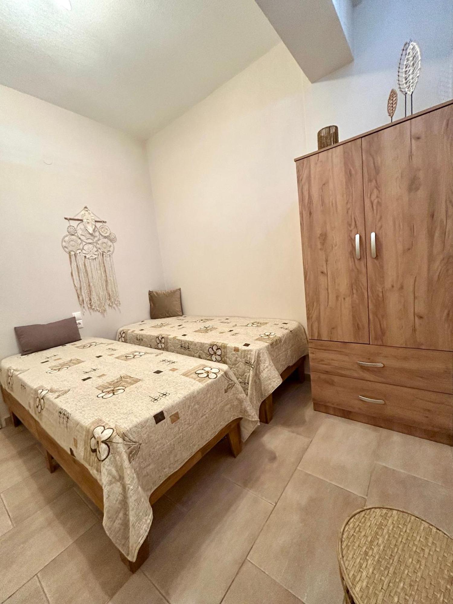 Sk Studios & Apartments Neo Klima Luaran gambar
